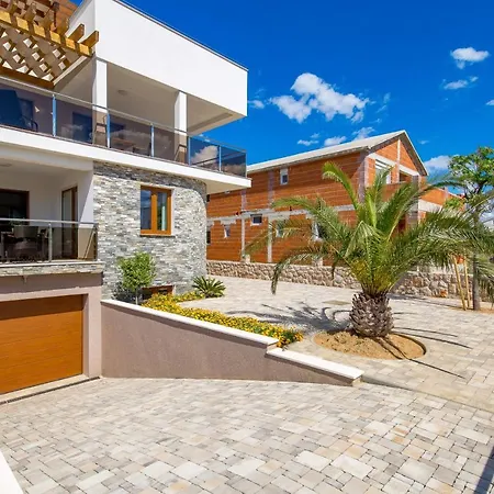 Grandioza Villa Seline