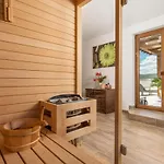 Grandioza Villa